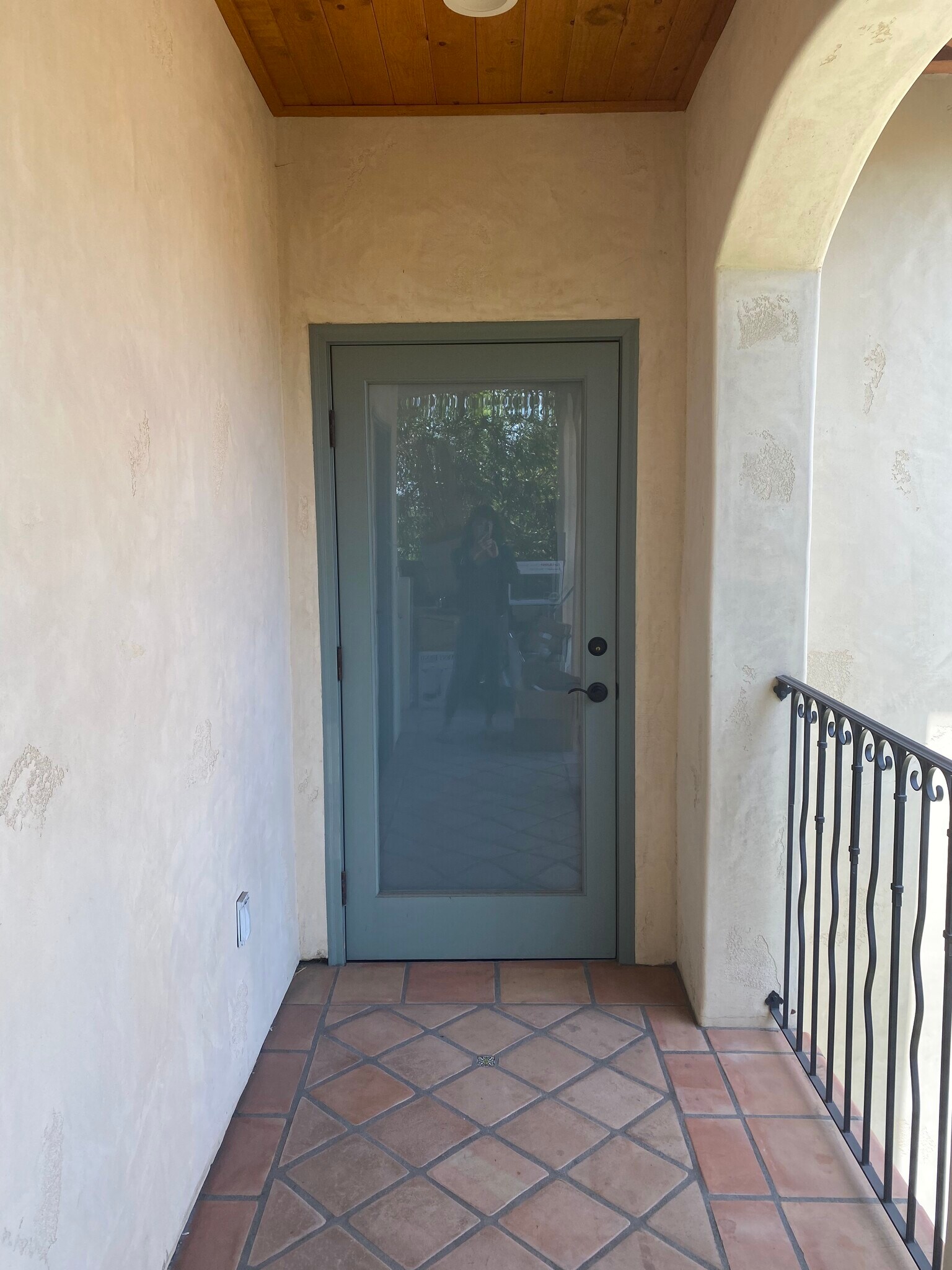 Private entrance to unit. - 10563 Cushdon Ave