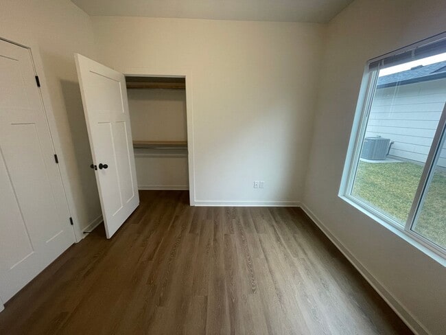 Building Photo - 11309-11311 W 35th St S