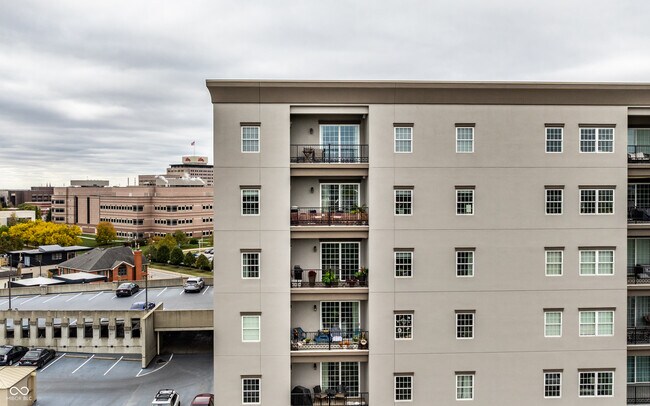 Building Photo - 435 Virginia Ave