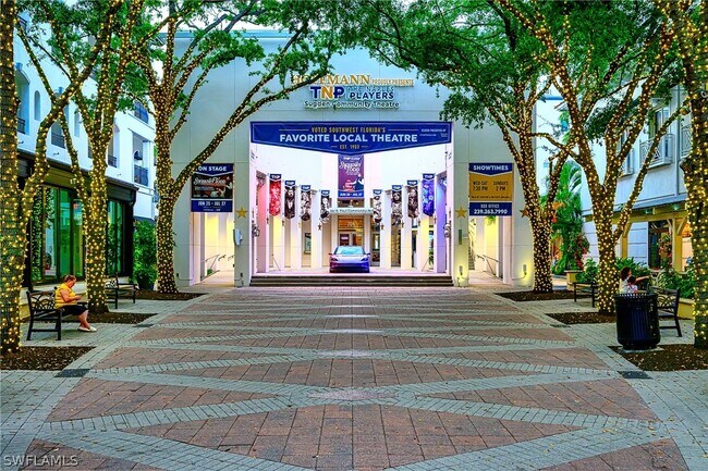 Building Photo - 1100 9th St S