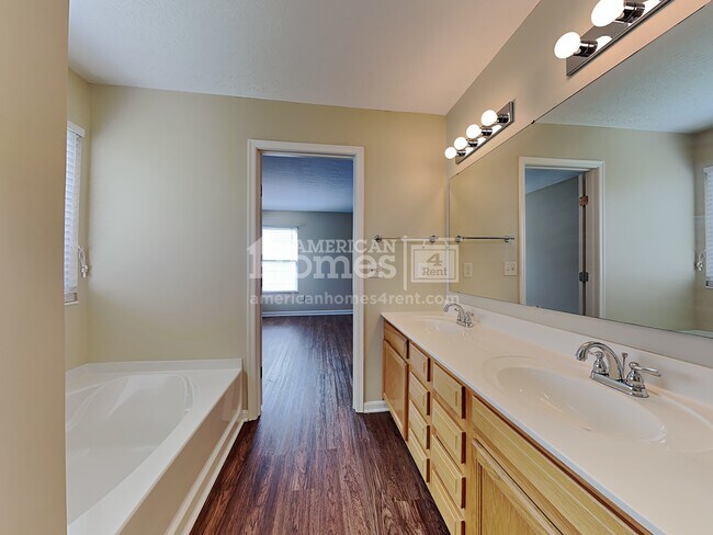 Building Photo - 5256 Crested Owl Court