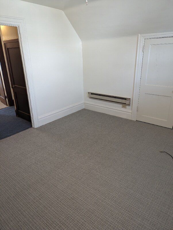 Building Photo - 316 2nd St