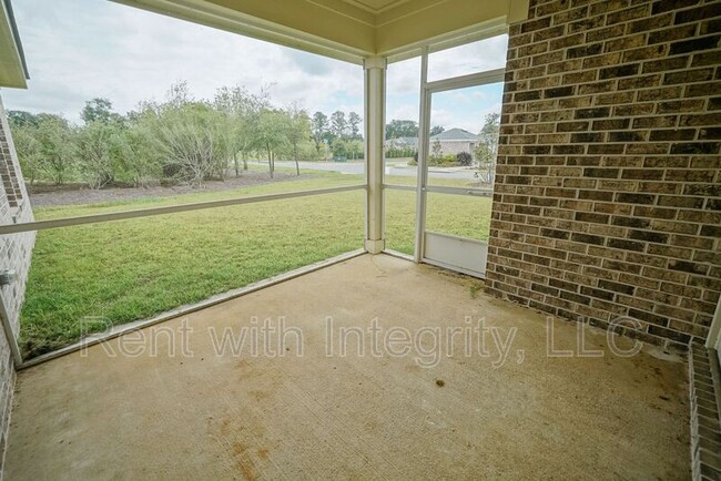 Building Photo - 3831 Arbor Dr