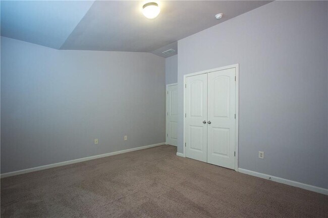 Building Photo - 960 Franklin Mill Trace