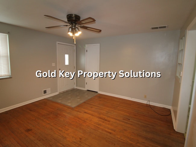 Building Photo - 810-812 Alhambra Dr