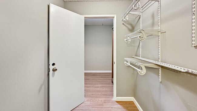 Building Photo - Exceptionally Renovated Corner Apartment at Watergate!