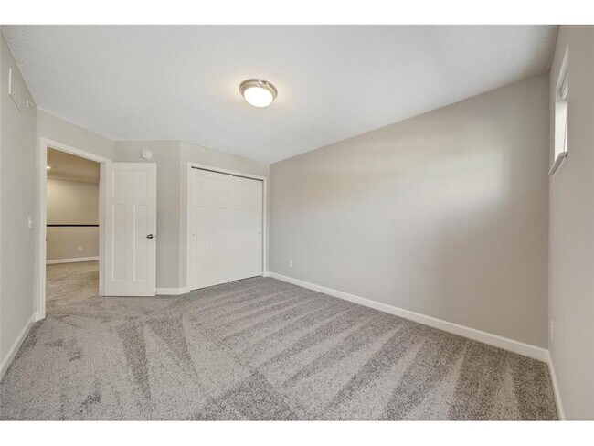Building Photo - 10518 Weston Wy N