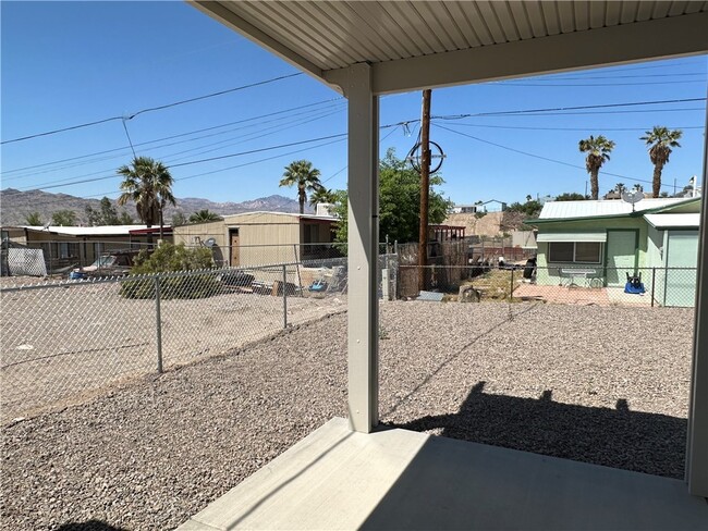 Building Photo - 1705 Talc Rd