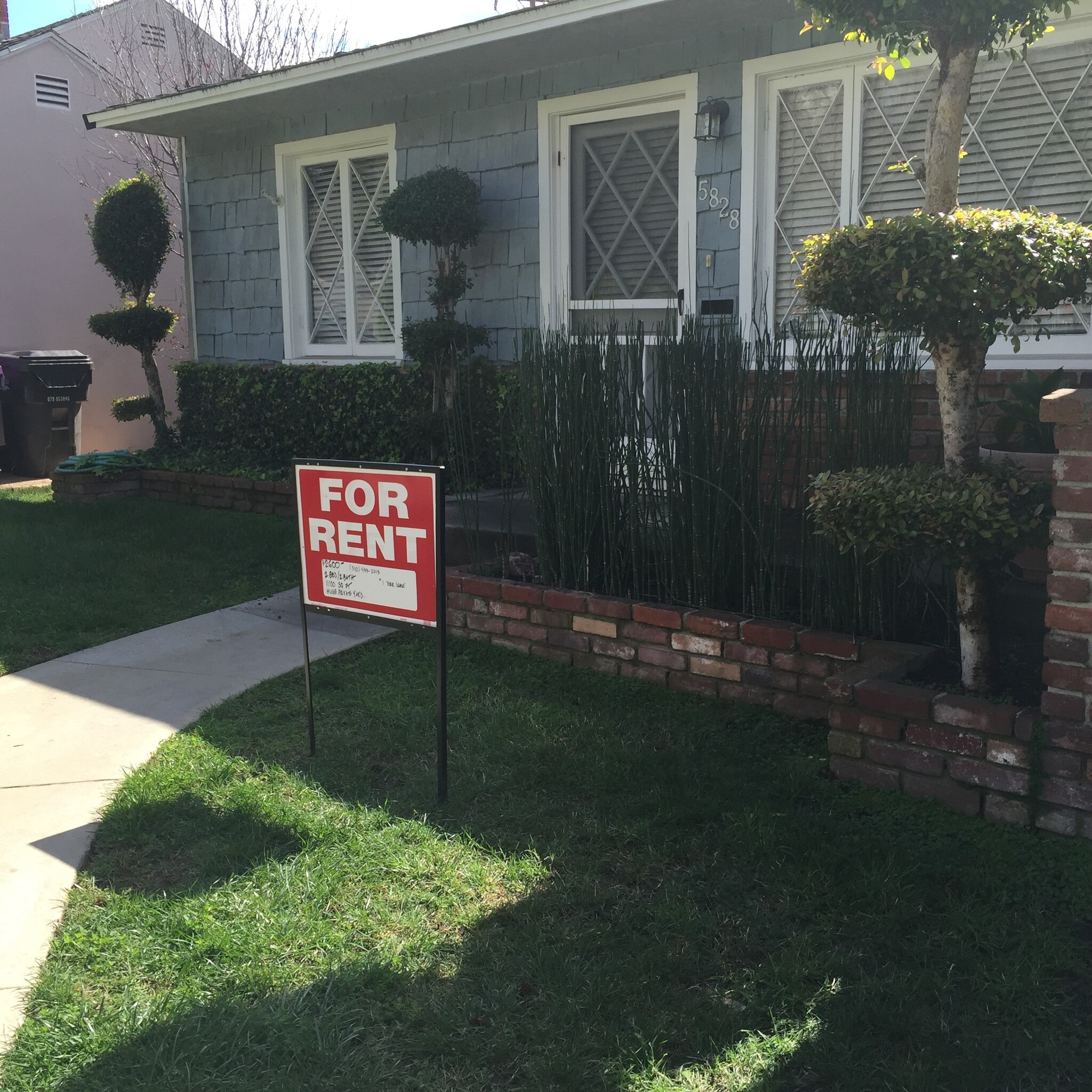 Building Photo - 5828 E Parkcrest St