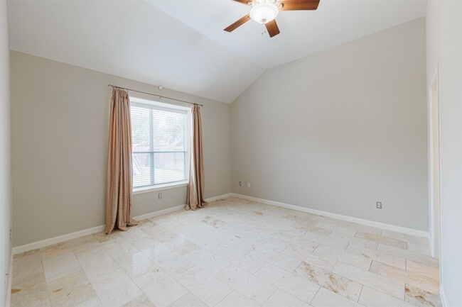 Building Photo - 20314 Nellie Gail Trail Ln