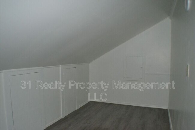 Building Photo - 4506 Adelphi Ln