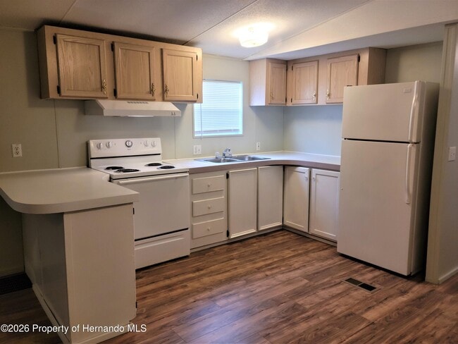 Building Photo - 5323 S Knobhill Terrace