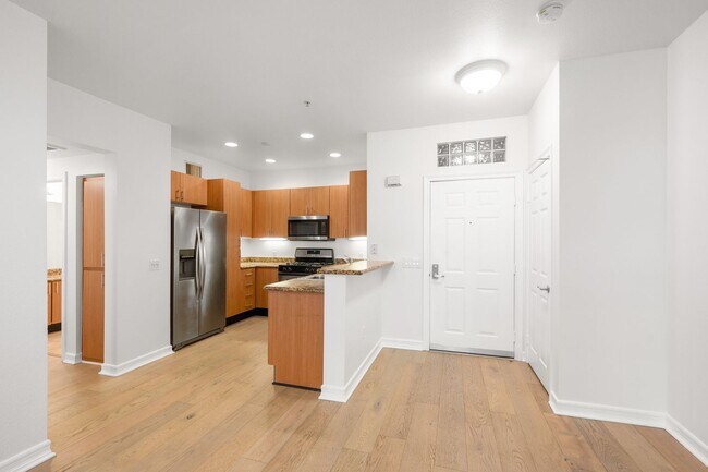 Building Photo - East Village 2 Bedroom at Union Square! 2 Parking Spaces!