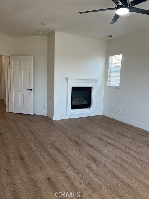 Building Photo - 12080 Scenic View Terrace