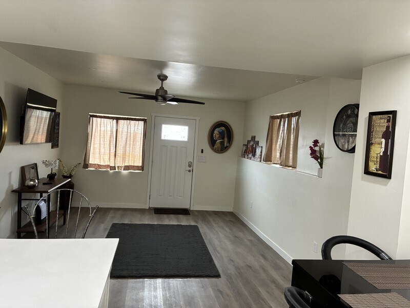 Building Photo - 4049 Kilby Rd