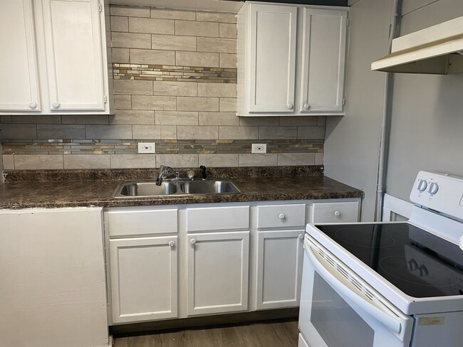 Primary Photo - 203 W 154th St