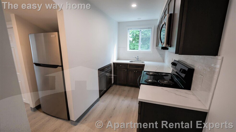 Primary Photo - 301-303 Boston Ave Unit #3