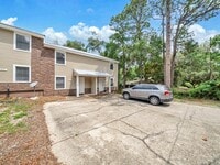 Building Photo - 413 Hickory Ave
