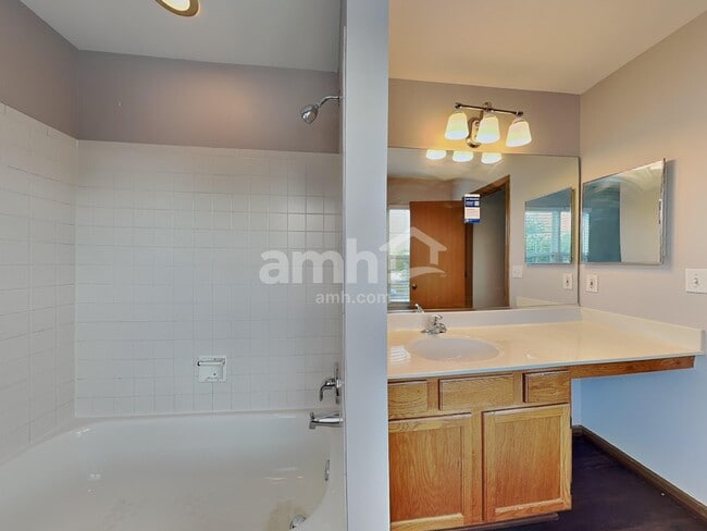 Building Photo - 21827 W Judith Ct