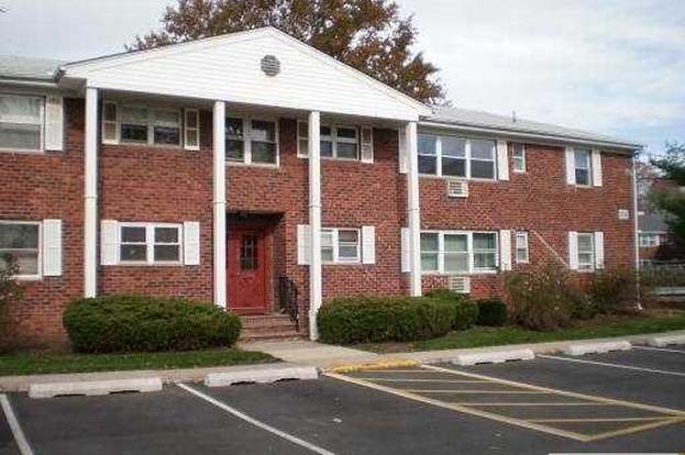 Building Photo - 38 Woodedge Ave
