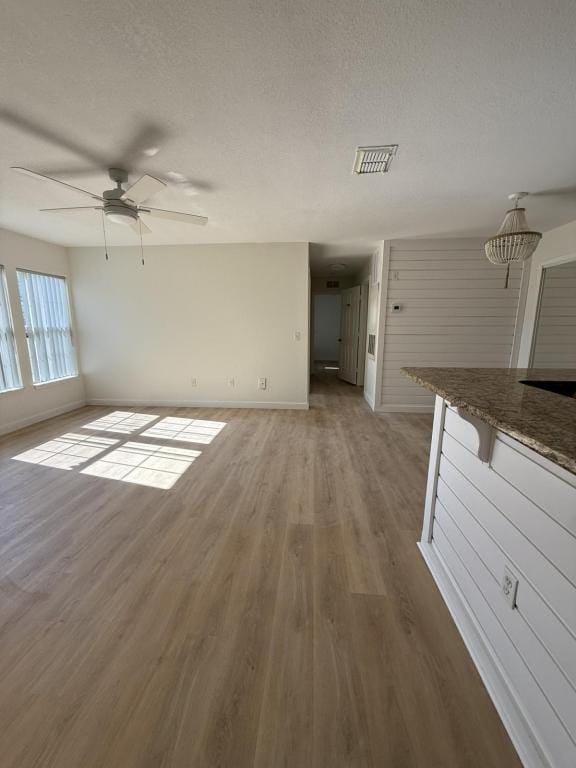 Building Photo - 1001 Lighthouse Rd