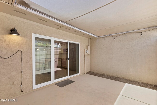 Building Photo - 8348 E Solano Dr