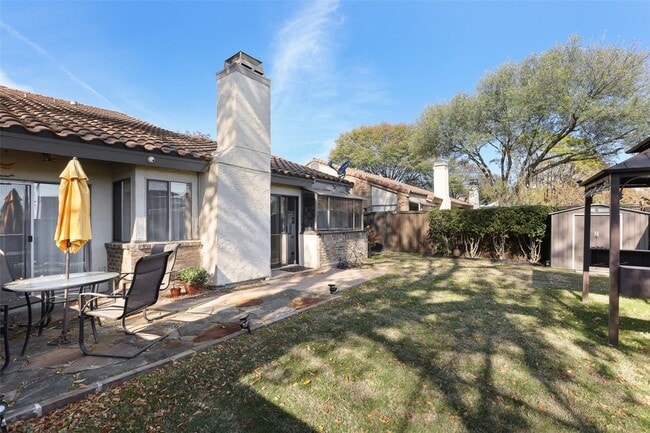 Building Photo - 821 Dublin Dr