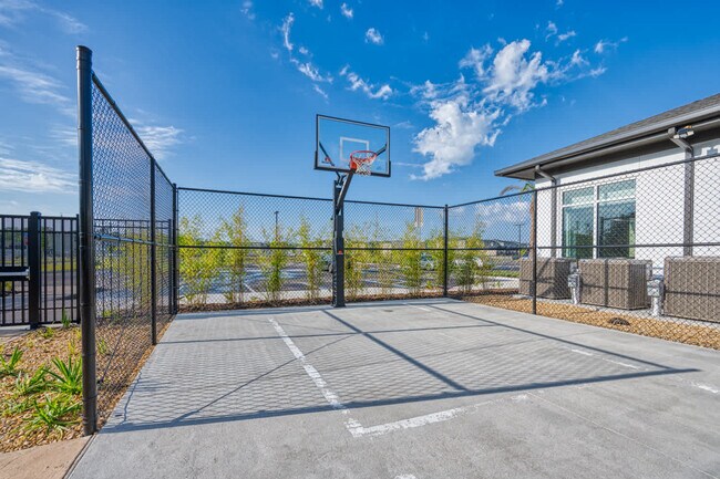 Building Photo - 4383 Scene Ln