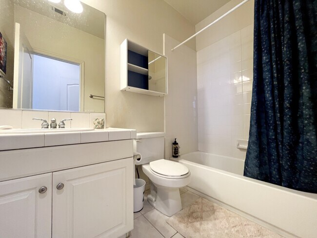 Building Photo - 12470 Sundance Ave