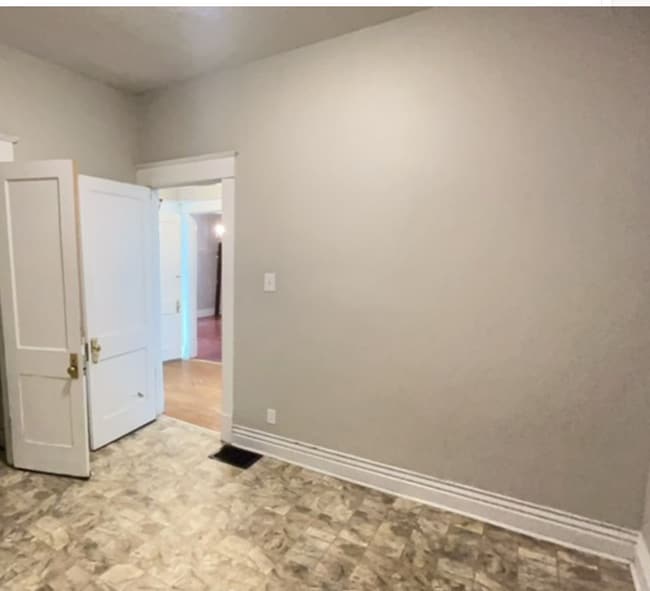 Building Photo - 3BR/1BA House