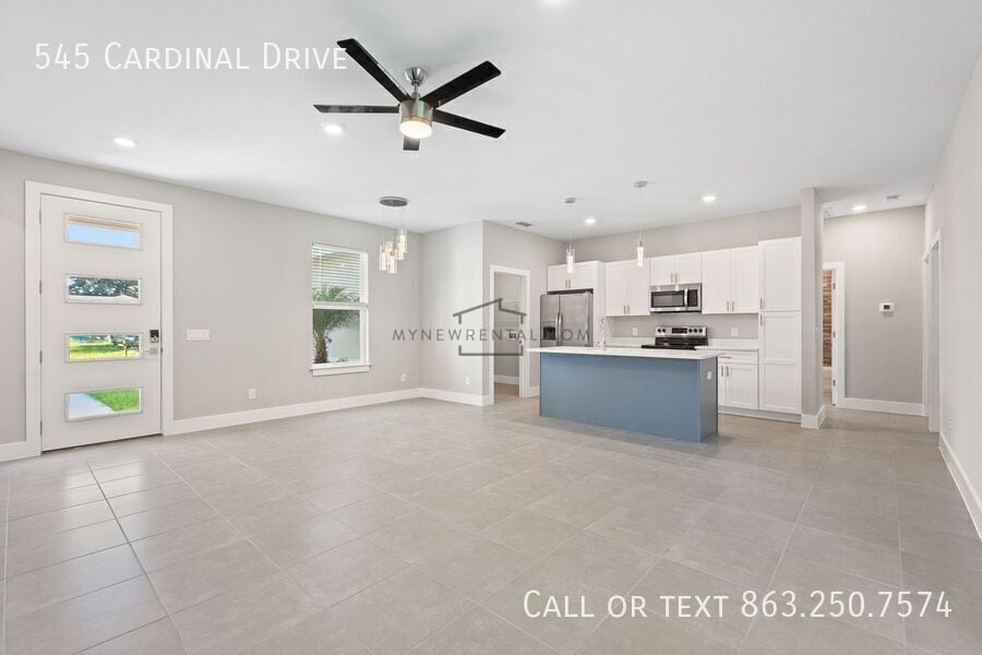 Building Photo - 545 Cardinal Dr