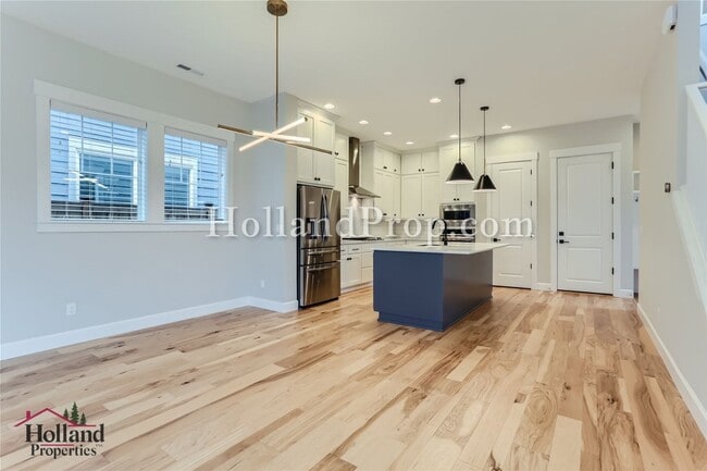 Building Photo - Charming 3-Bedroom Retreat in Quiet Beaverton Neighborhood