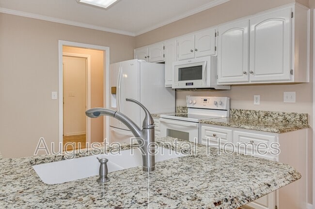 Building Photo - 4154 Hound Ct