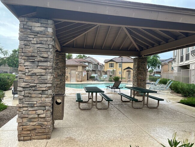 Building Photo - Park Central @ Augusta Ranch townhome (Ellsworth & Baseline)
