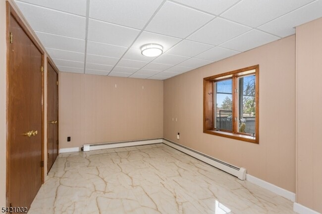 Building Photo - 145 Highview Terrace