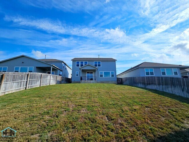 Building Photo - 11225 Lowder Ln