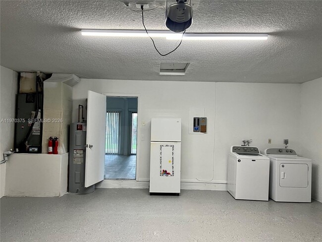 Building Photo - 6641 NW 52nd St