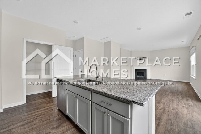 Building Photo - 12318 Hatmaker Ln