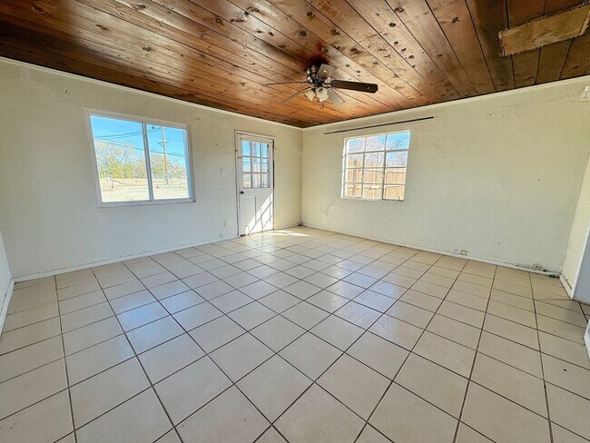 Building Photo - 8506 Winchester Rd