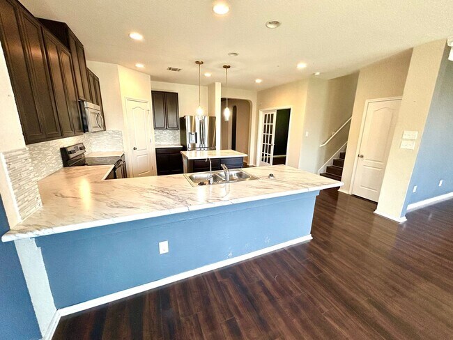 Building Photo - *COMING SOON* 3 Bedroom / 2.5 Bath Home W/ Office Room Near Brooks City Base!