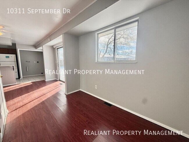 Building Photo - 10311 September Dr