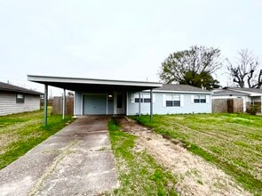 Building Photo - 2305 Kingsdale Dr