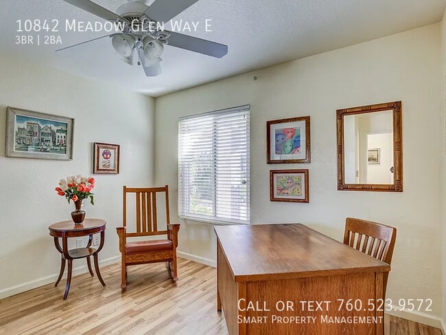 Building Photo - 10842 Meadow Glen Way E