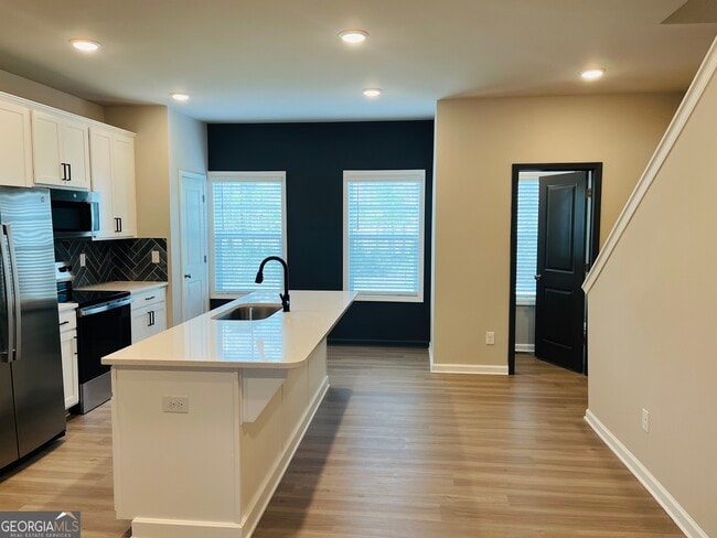 Building Photo - 33 Cobalt Ln