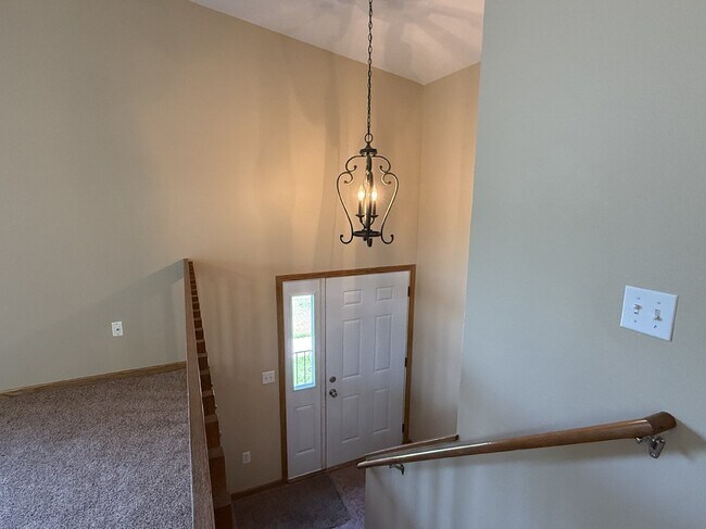 Building Photo - 3502 28th St SW