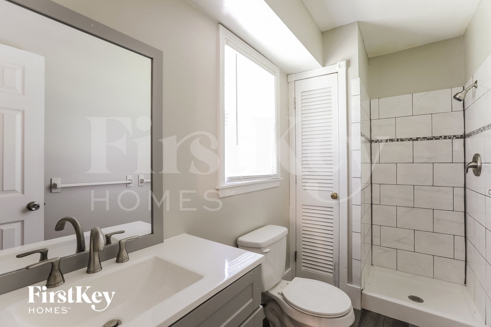 Building Photo - 11806 E 62nd Terrace