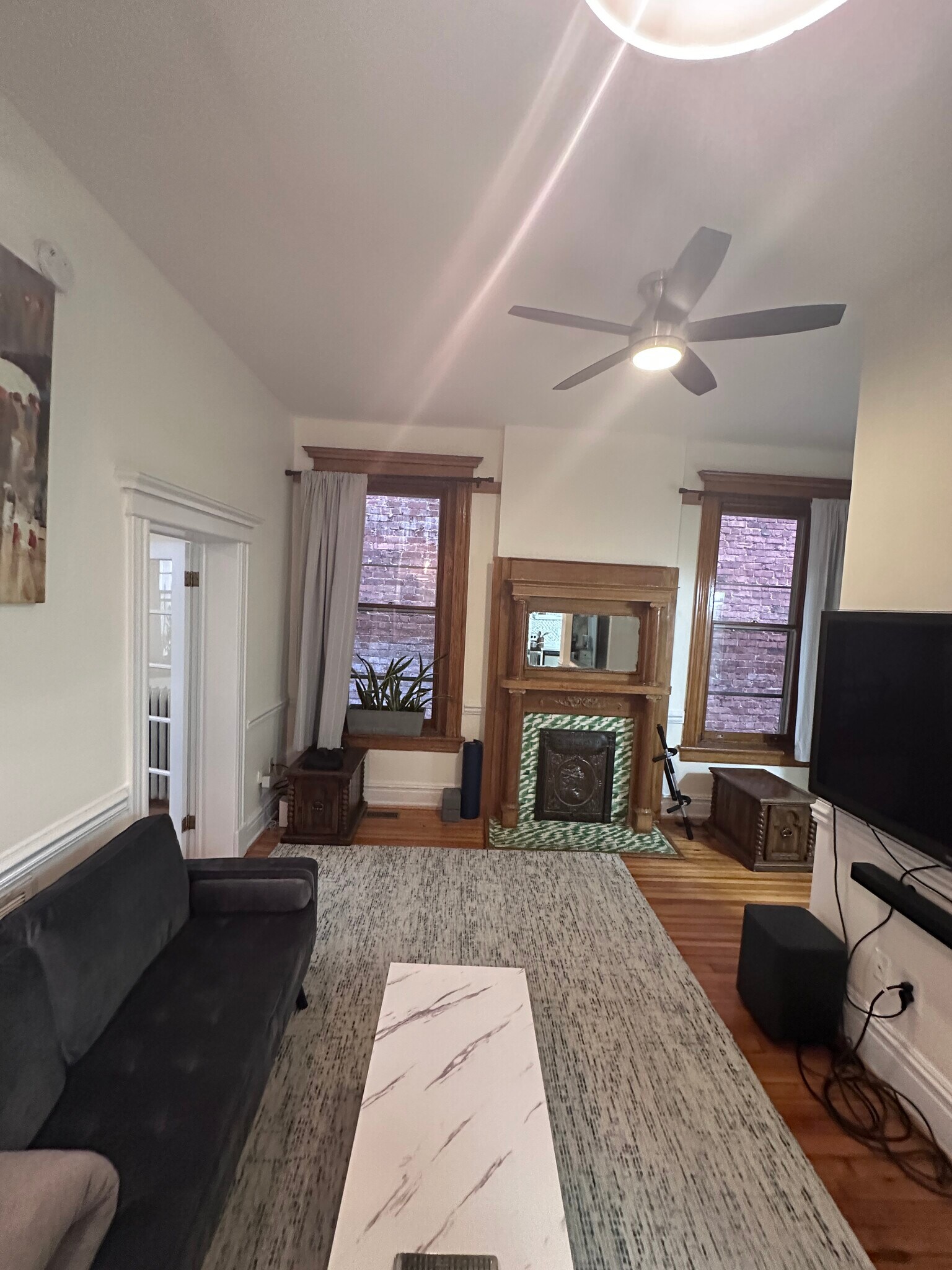 Building Photo - 2329 W Grace St