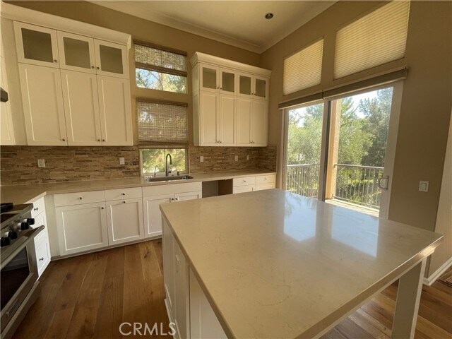 Building Photo - 276 Rodeo