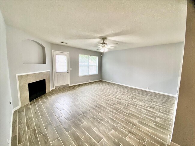 Building Photo - 17419 Prospect Meadows Dr