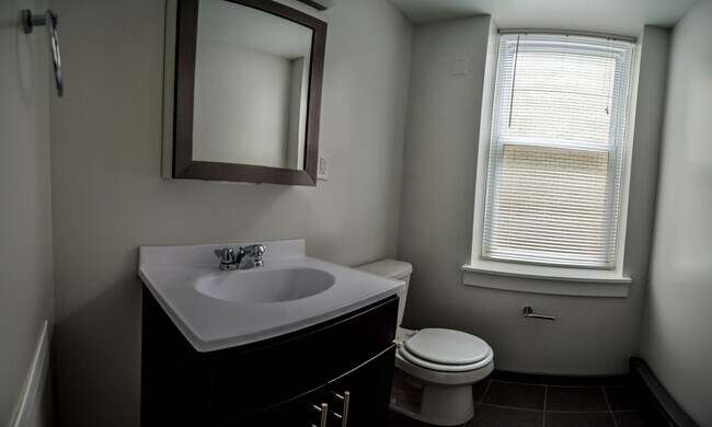 Bathroom - 3721 Chestnut St